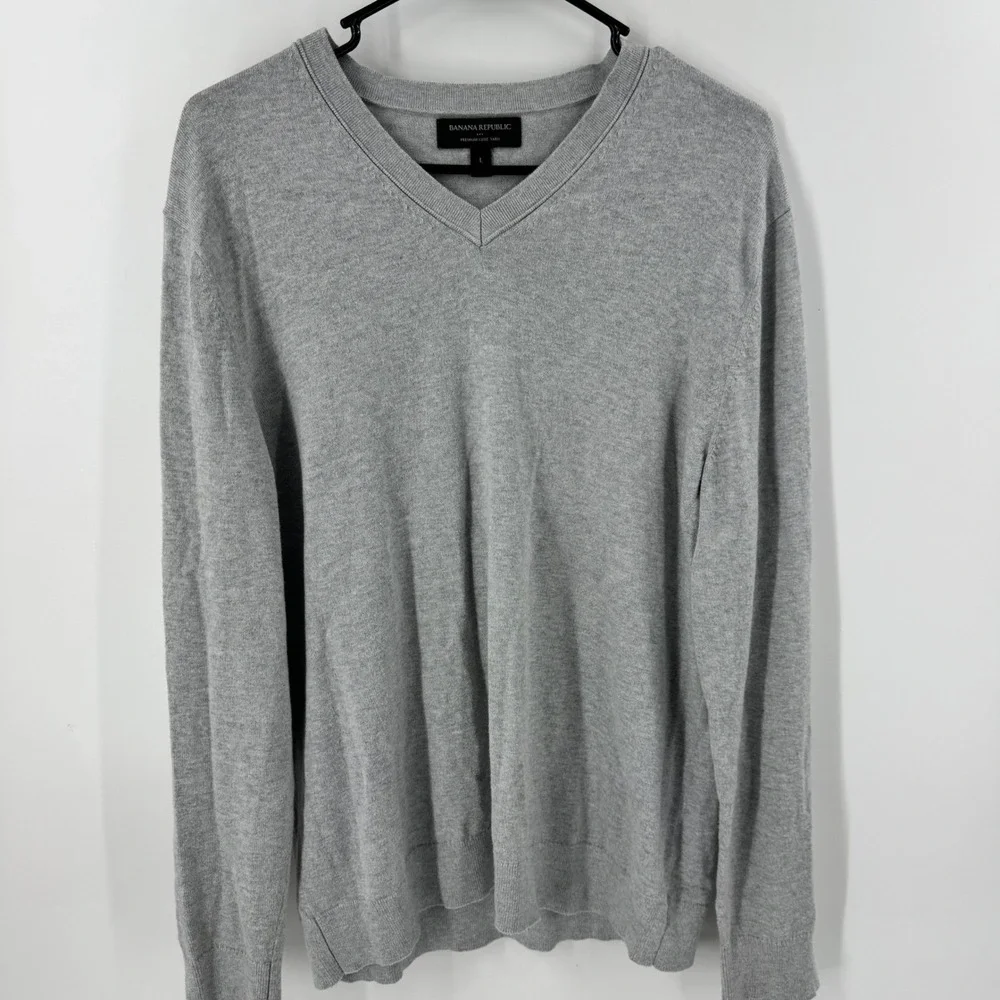 Banana Republic Men's V Neck Sweater Heather Gray‎ Size Large Cashmere Blend